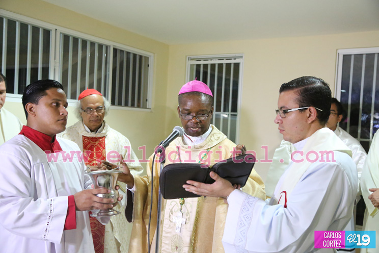 Nuncio celebra sus años de servicio en Nicaragua