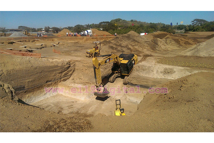 Supervisan avances en la construcción del nuevo Estadio Nacional de Béisbol