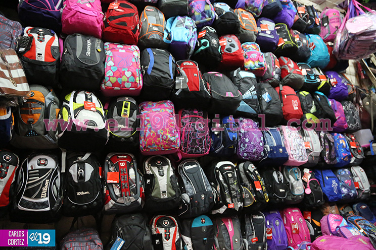 Comerciantes del Oriental calientan motores para la feria escolar