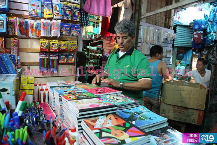 Comerciantes del Oriental calientan motores para la feria escolar