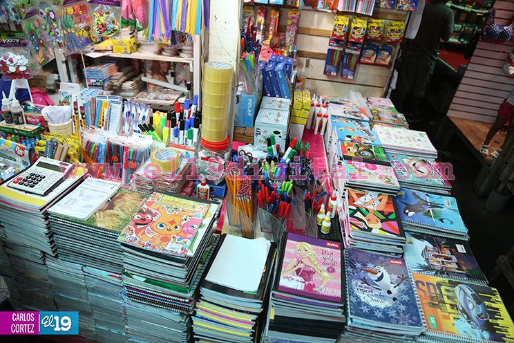 Comerciantes del Oriental calientan motores para la feria escolar