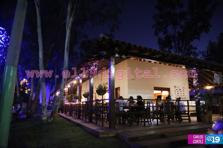 Disfrutan del sabor de Italia en la Avenida Bolívar