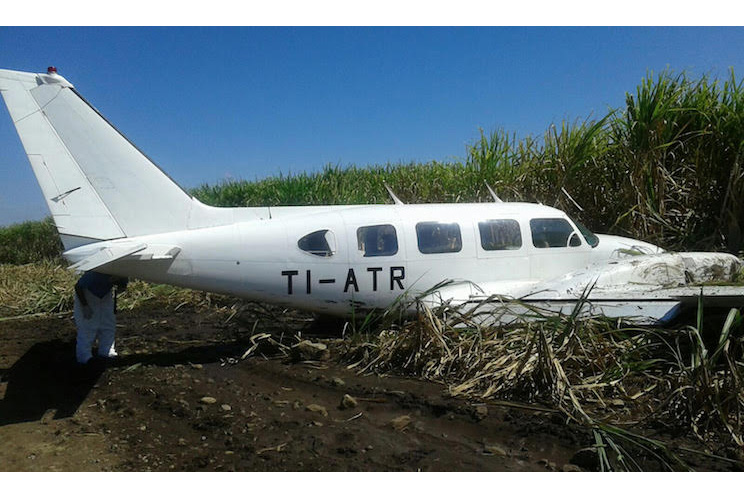 Encuentran cargamento de droga en avioneta procedente de Costa Rica 