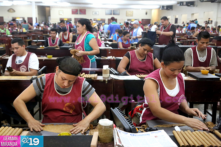 Participantes internacionales del V Festival del Tabaco “Puro Sabor” visitan fábricas de Estelí