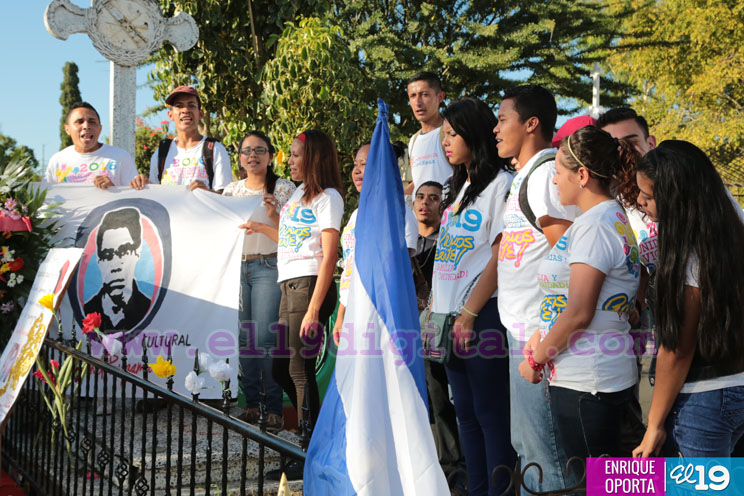 Juventud de Estelí conmemora a Leonel Rugama