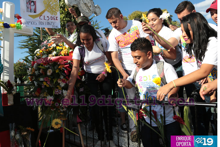 Juventud de Estelí conmemora a Leonel Rugama