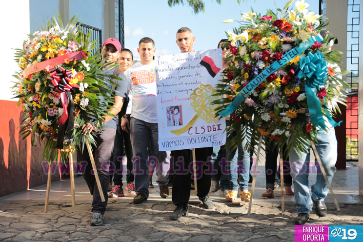 Juventud de Estelí conmemora a Leonel Rugama