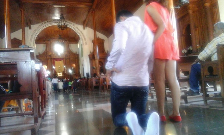Miles de promesantes se desbordan en fe al Señor de Los Milagros en El Sauce