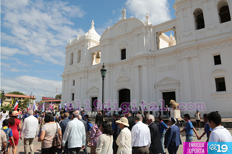 León estuvo de fiesta al celebrar el 149 aniversario natal del poeta Rubén Darío