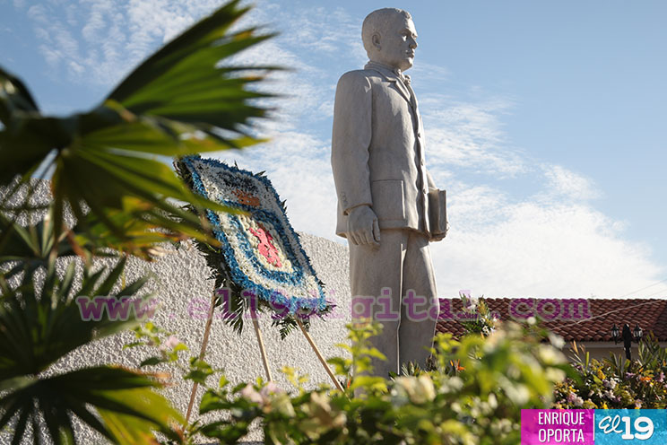 León estuvo de fiesta al celebrar el 149 aniversario natal del poeta Rubén Darío