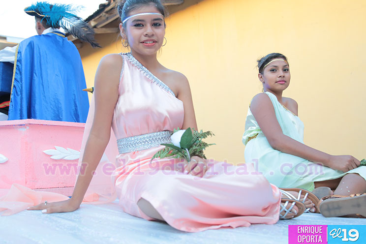Espectacular y mágico desfile de Musas Darianas en León