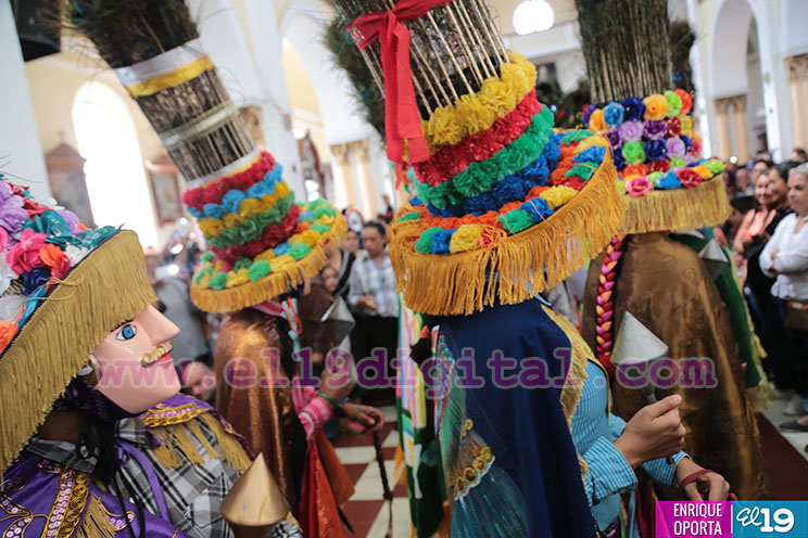 Agitado ‘Tope de los Santos’ enciende el fervor popular durante las fiestas patronales de Diriamba