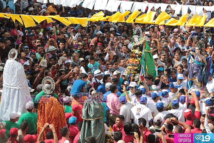 Agitado ‘Tope de los Santos’ enciende el fervor popular durante las fiestas patronales de Diriamba