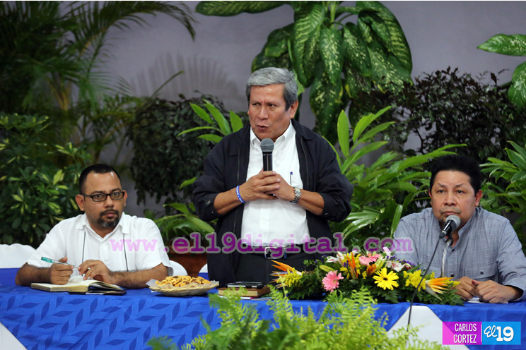 Gobierno invita a colegios privados a participar en tareas de prevención multiamenazas