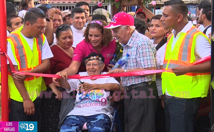Inauguran parque Héroes y Mártires en la Colonia 14 de Septiembre