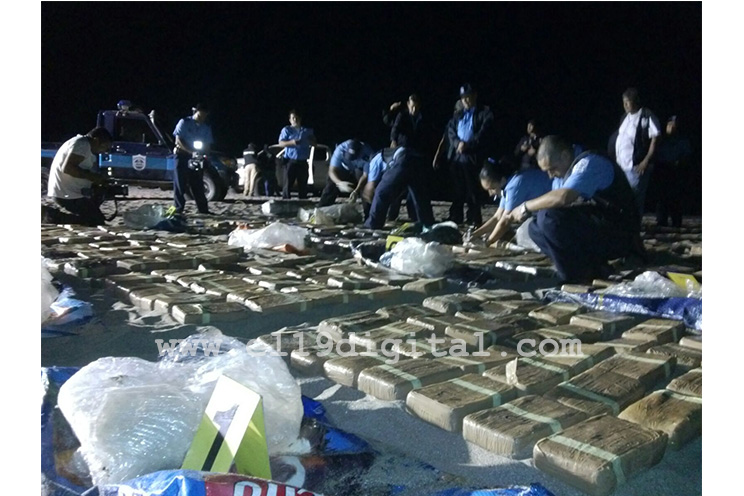 Fuerte incautación de droga en playas de Huehuete (FOTOS)