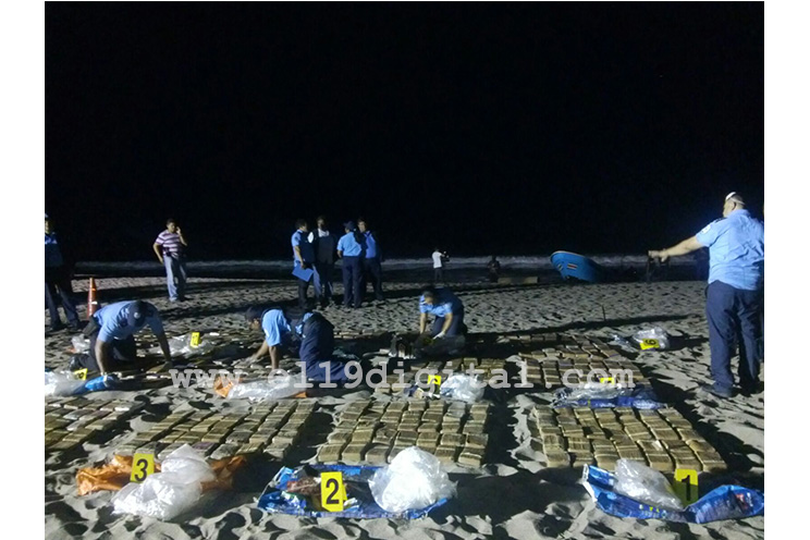 Fuerte incautación de droga en playas de Huehuete (FOTOS)