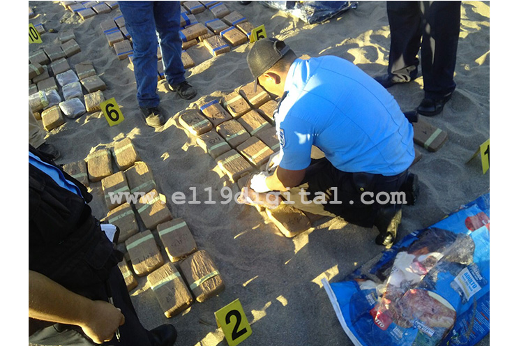 Fuerte incautación de droga en playas de Huehuete (FOTOS)