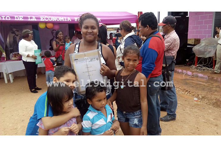 Familias de Bluefields inauguran Colonia 'Rubén Darío' y estrenan viviendas dignas