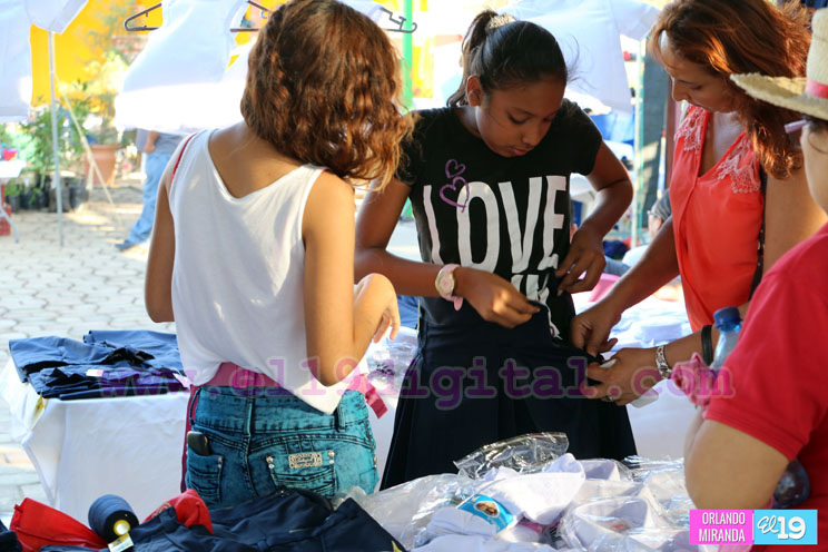 Continúa con éxito Feria Escolar del MEFCCA