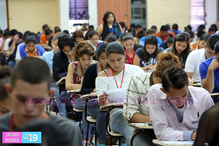 Más de 13 mil bachilleres buscan cupo en UNAN-Managua