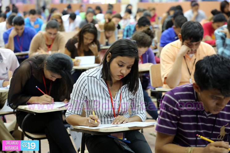 Más de 13 mil bachilleres buscan cupo en UNAN-Managua