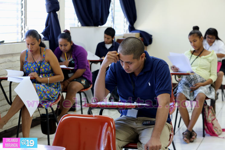 Más de 13 mil bachilleres buscan cupo en UNAN-Managua