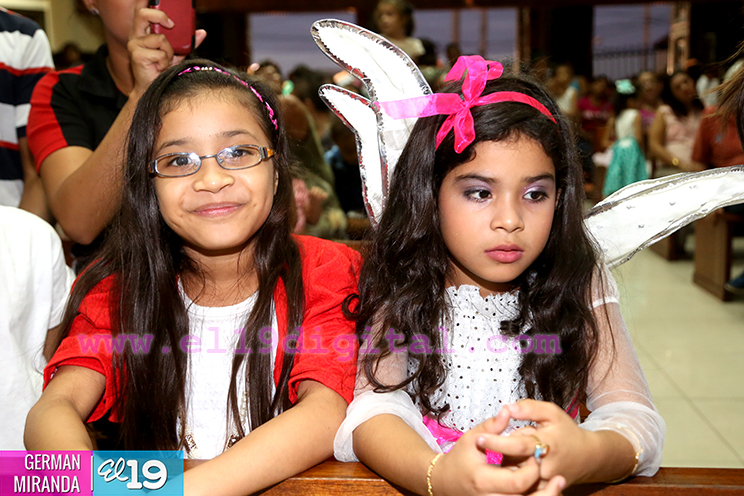 Feligreses de Managua celebran al Niño Jesús de Praga