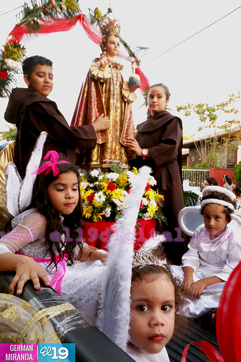 Feligreses de Managua celebran al Niño Jesús de Praga
