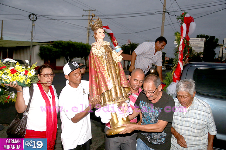 Feligreses de Managua celebran al Niño Jesús de Praga