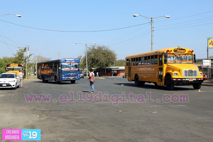 Policía Nacional trabaja en la instalación de GPS en unidades de transporte colectivo y escolar