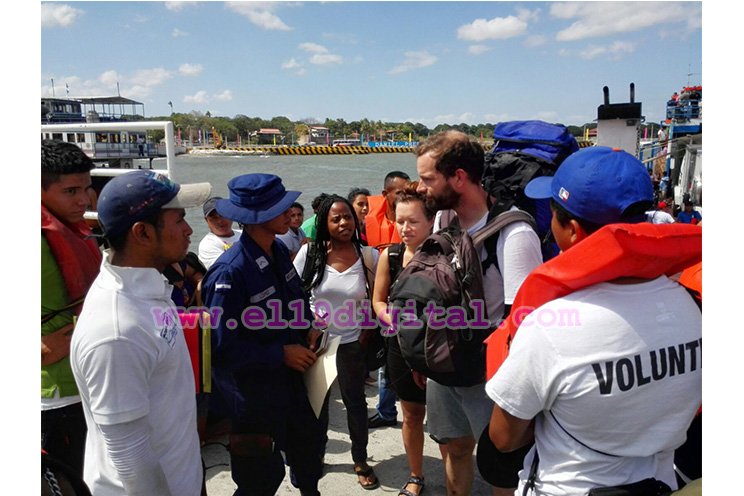 Detienen embarcación que transportaba a turistas sin autorización de zarpe en San Jorge