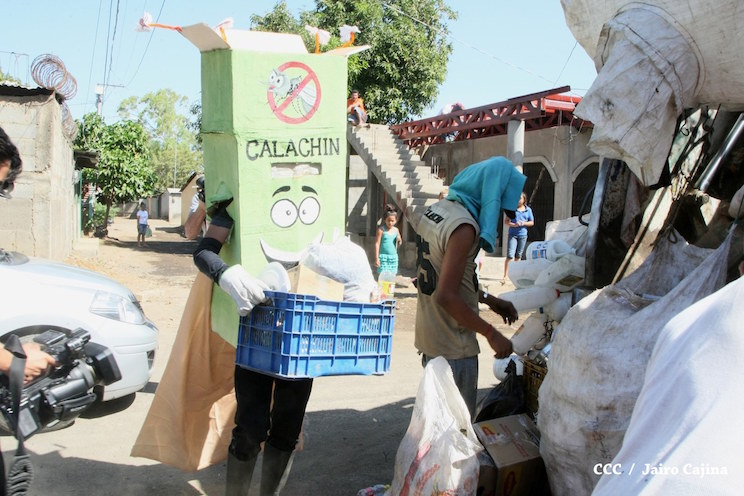 “Calachín” se suma a la batalla contra las epidemias en Managua