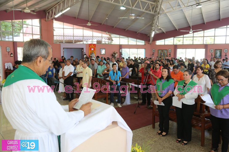Padre Antonio Castro celebra 45 años de vida sacerdotal al lado del pueblo