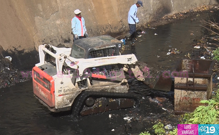 600 toneladas de basura recolectadas de cauces en lucha antiepidémica
