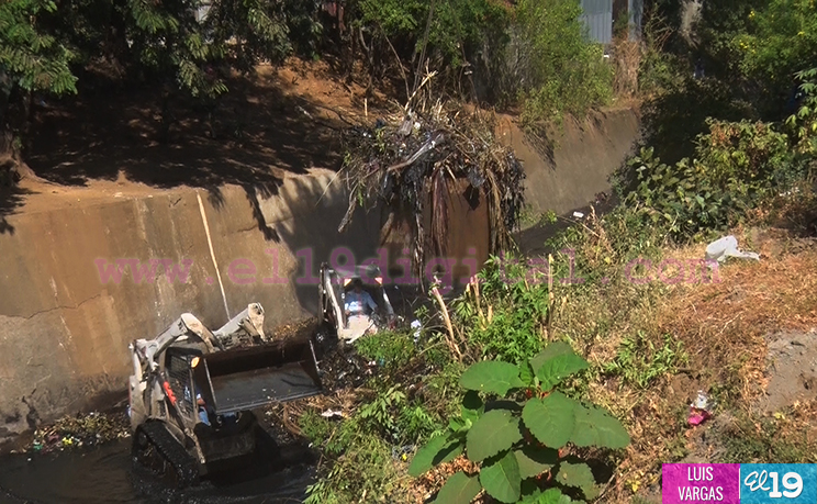 600 toneladas de basura recolectadas de cauces en lucha antiepidémica