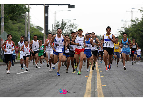 1,500 atletas en Carrera Internacional "El Repliegue"