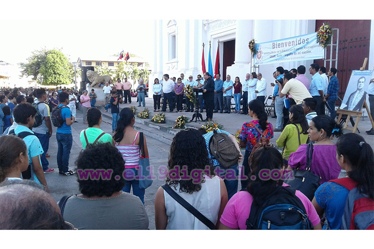 Dan bienvenida 2016 a estudiantes de la UNAN-León