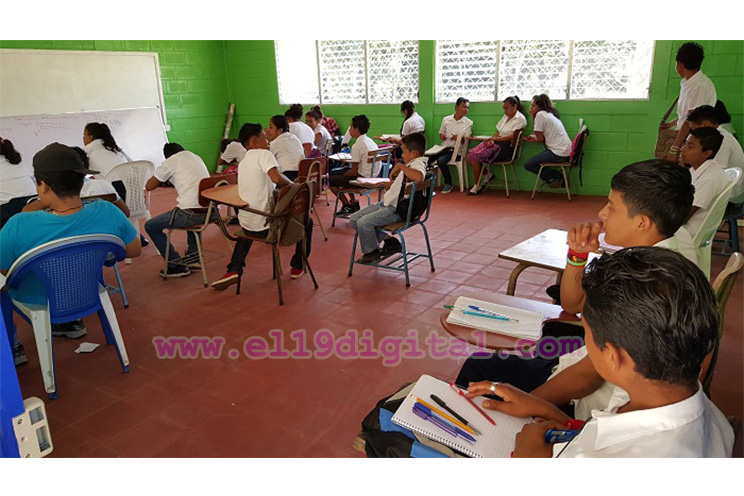 Inauguran ambientes escolares para ampliar el programa de secundaria a distancia en Diriomo