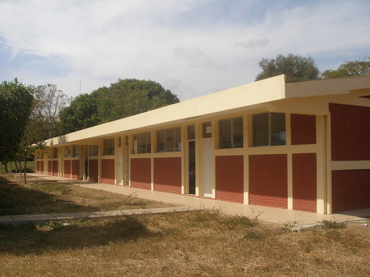 UNAN-León fortalece condiciones de sus estudiantes, y amplia inversión al construir nuevos edificios
