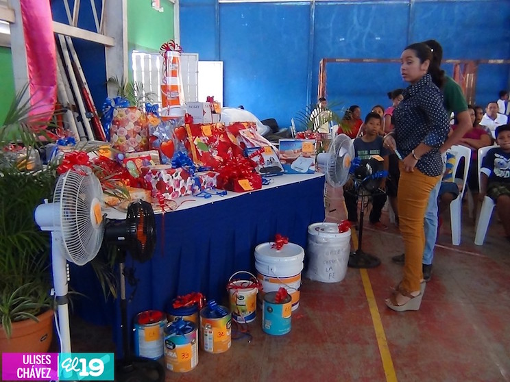 Mujeres granadinas celebran un día lleno de alegría 