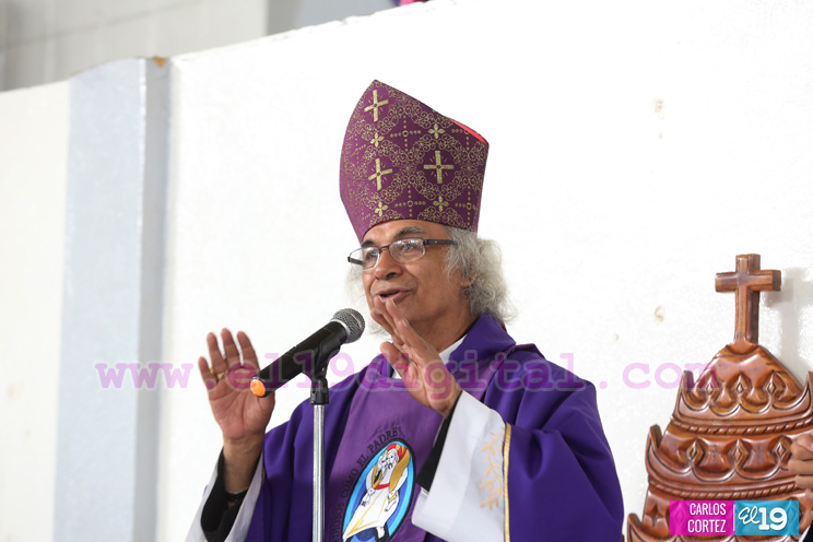 Cardenal Leopoldo Brenes bendice en Masaya las fiestas en honor a San Lázaro  