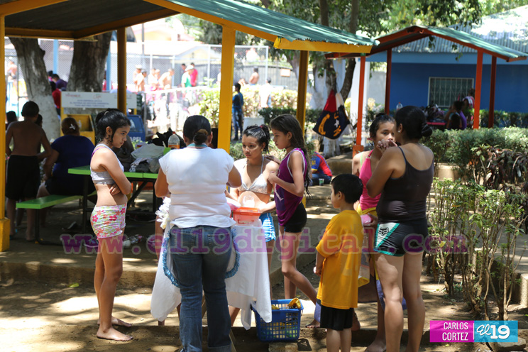 Veraneantes disfrutan de la tranquilidad de Xilónem
