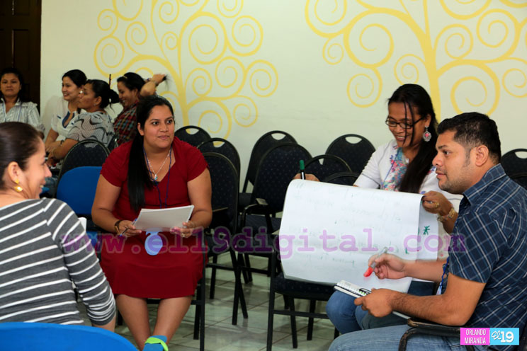 Directores de Centros de Desarrollo Infantil son capacitados para brindar mejor atención a la niñez