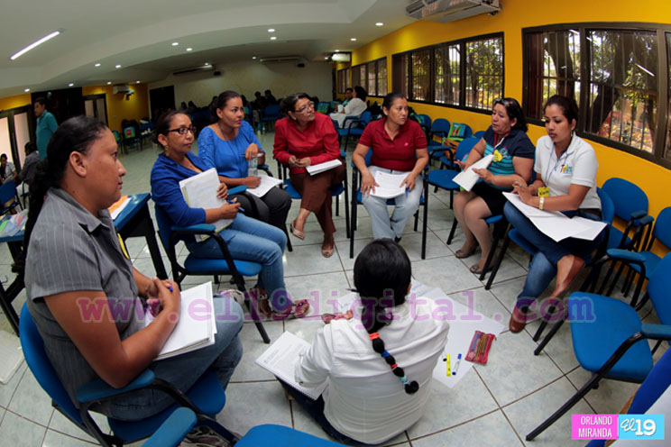 Directores de Centros de Desarrollo Infantil son capacitados para brindar mejor atención a la niñez