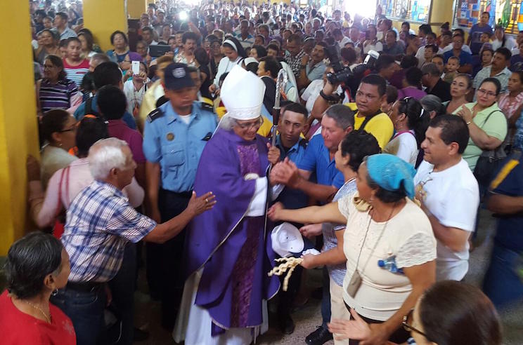 Cardenal Leopoldo Brenes celebra eucaristía en Santuario Nacional de Jesús del Rescate