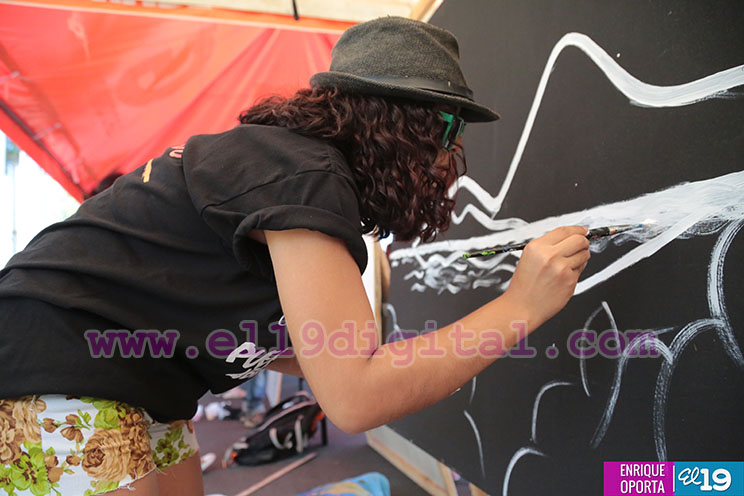 Jóvenes artistas recrean con tinta el imaginario de Darío