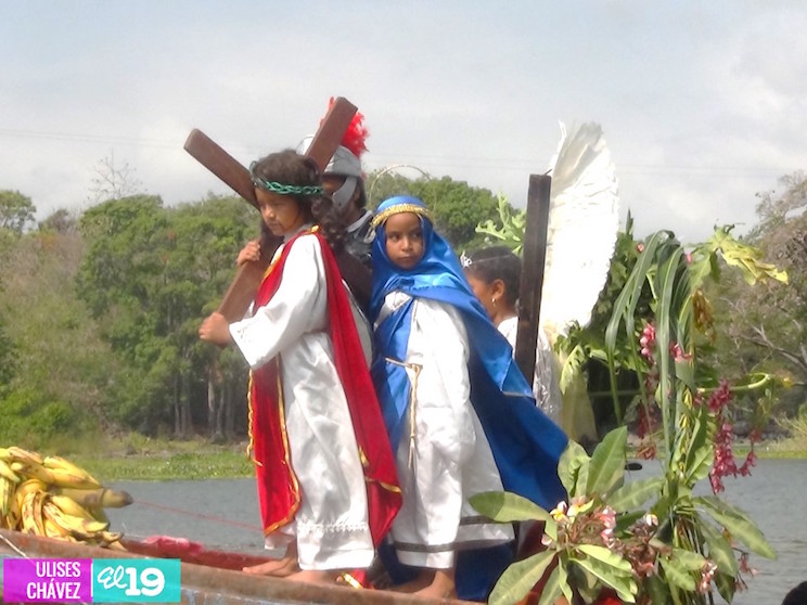 Viacrucis Acuático de Granada mantiene su originalidad