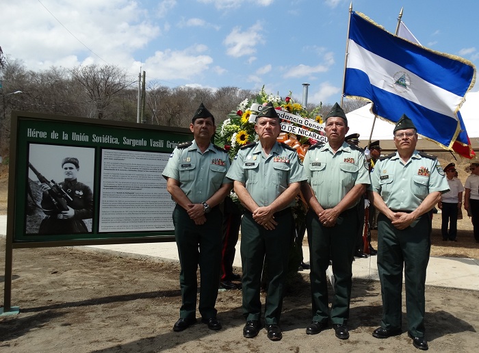 Conmemoran al héroe de la Unión Soviética "Sargento Vasili Grigorievich Záitev"