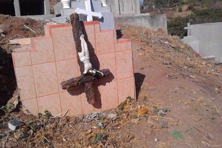 Inescrupulosos destruyen imágenes de Cristo en Chontales